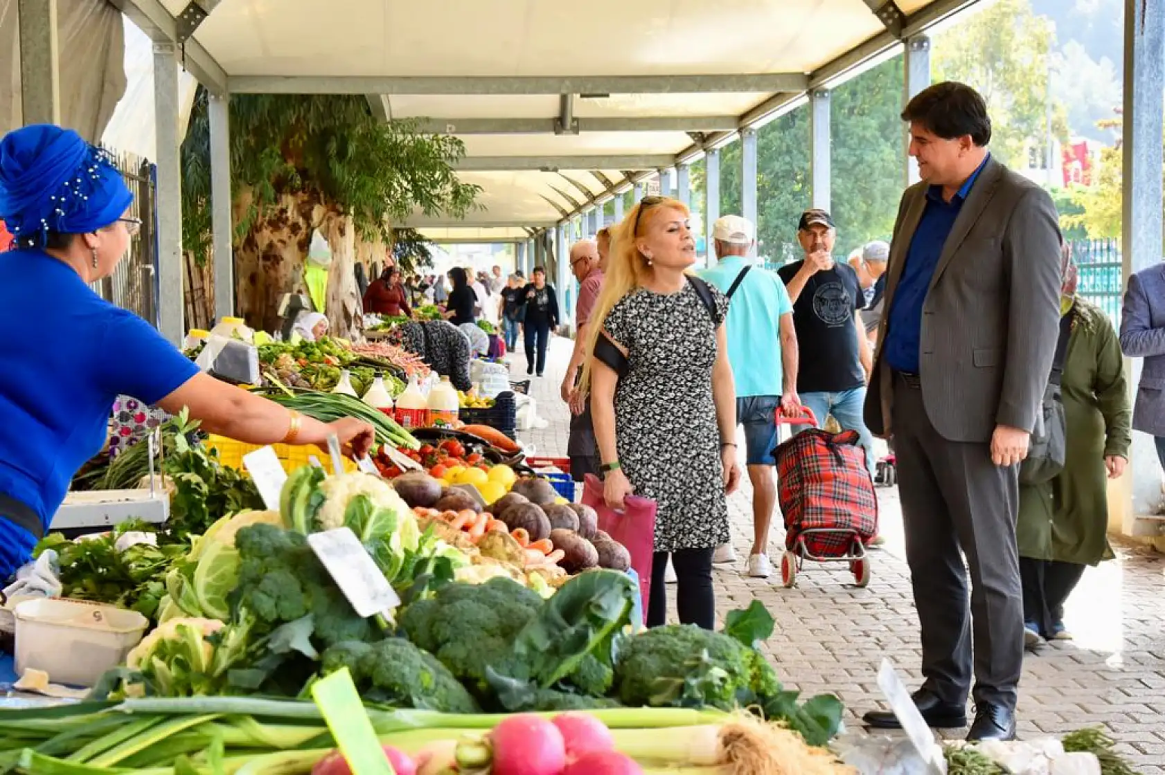 Karaca'dan Cuma Pazarı Ziyareti