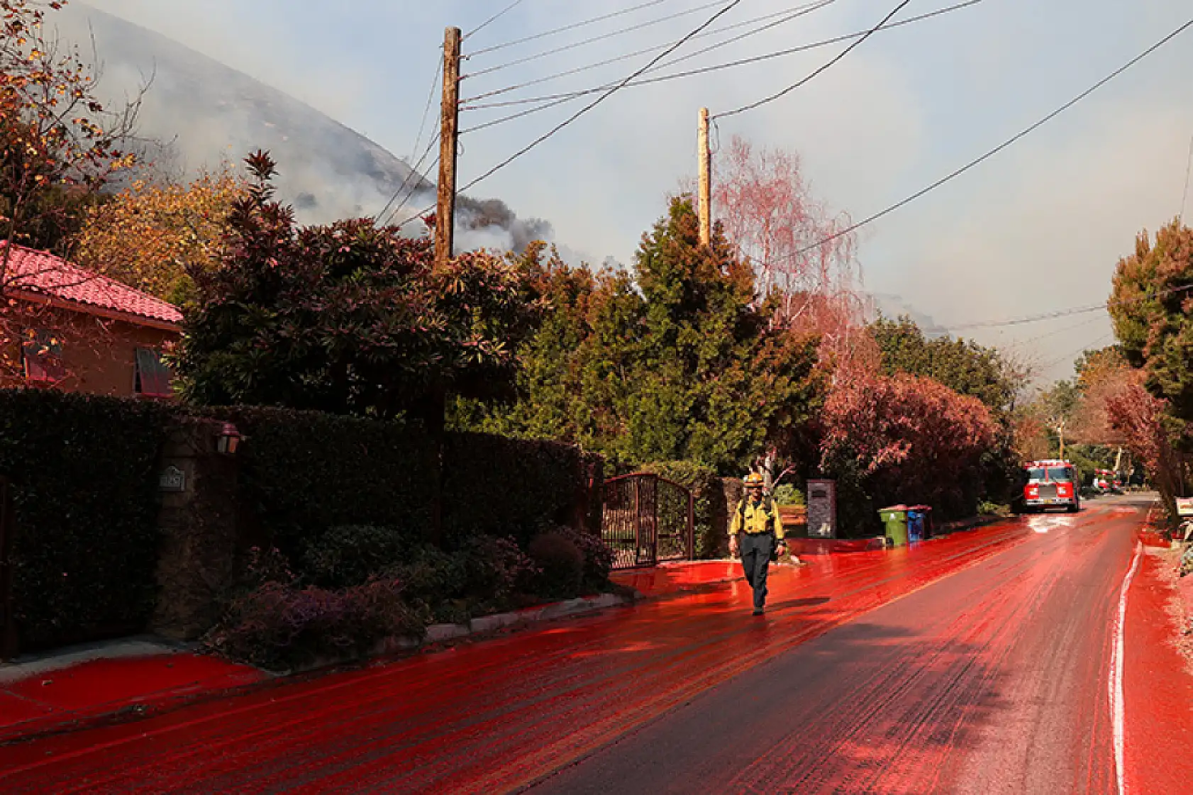 Los Angeles yeniden yangın tehlikesi altında