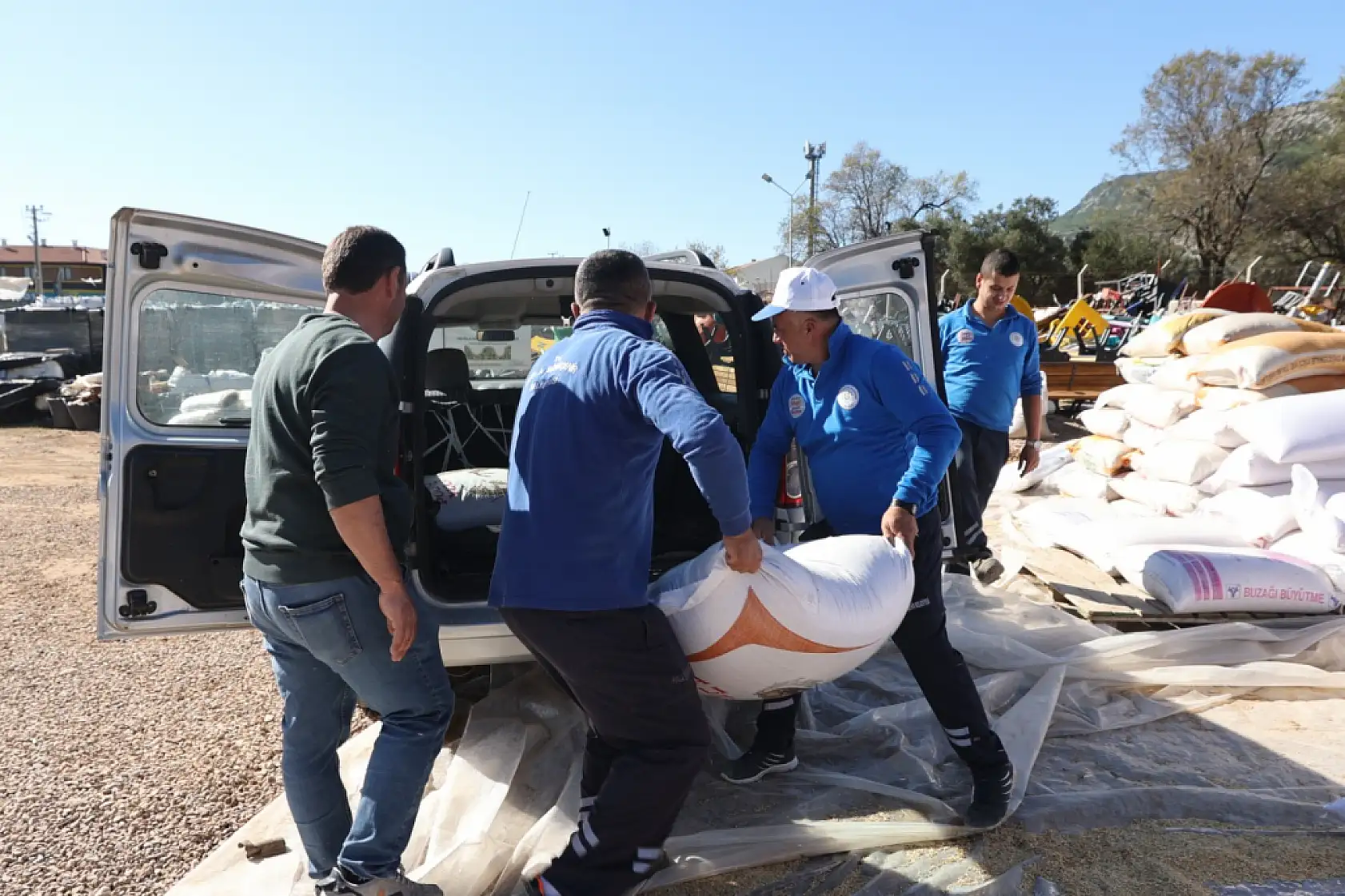 Muğla Büyükşehir'den Kırsal Kalkınmaya 330 Tonluk Destek