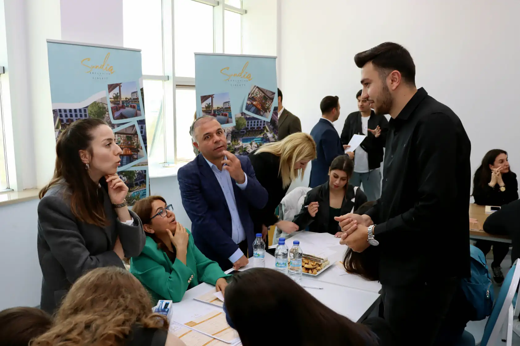 Fethiye'de Turizm Sektörü Öğrencilerle Buluştu