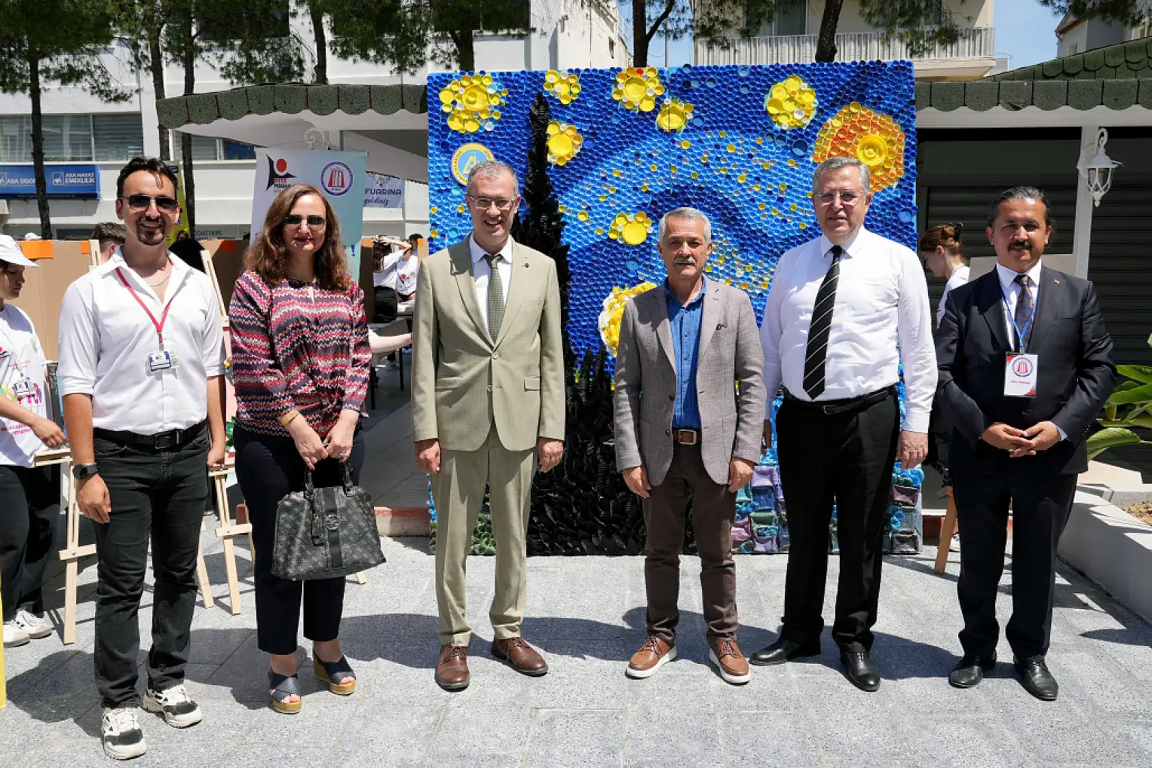 Başkan Çıralı, Fethiye Mesleki Eğitim Fuarı'nda öğrencilerle buluştu