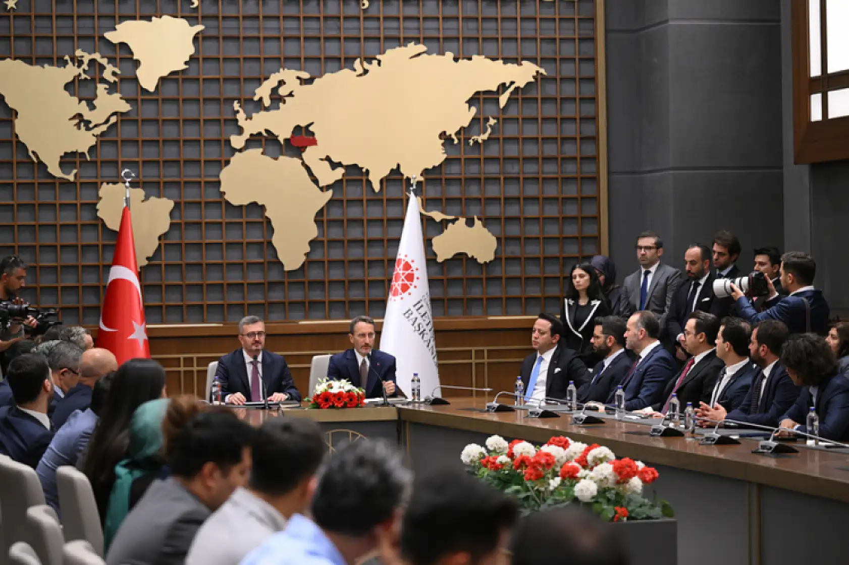 Cumhurbaşkanlığı İletişim Başkanı Burhanettin Duran, görevi Fahrettin Altun'dan devraldı