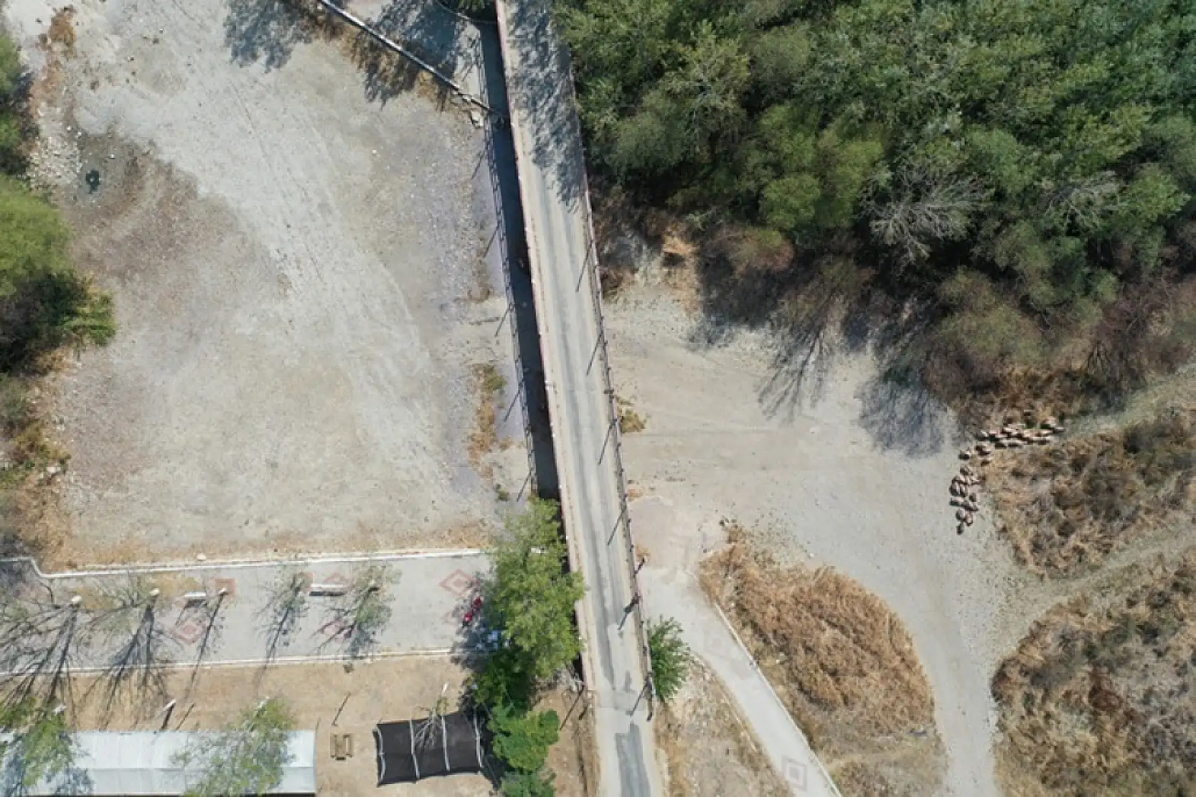 852 yıllık gelenek bu kez kuruyan nehir yatağında sembolik olarak yapıldı
