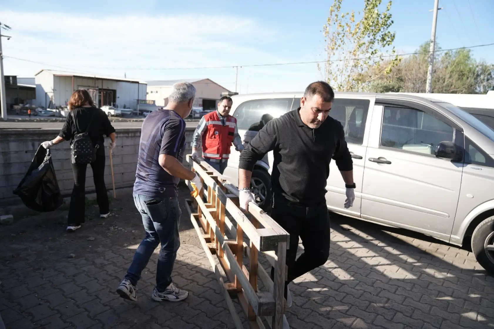 Dalaman'da Temizlik Seferberliği Kapsamında 25 Bin Ton Atık Toplandı