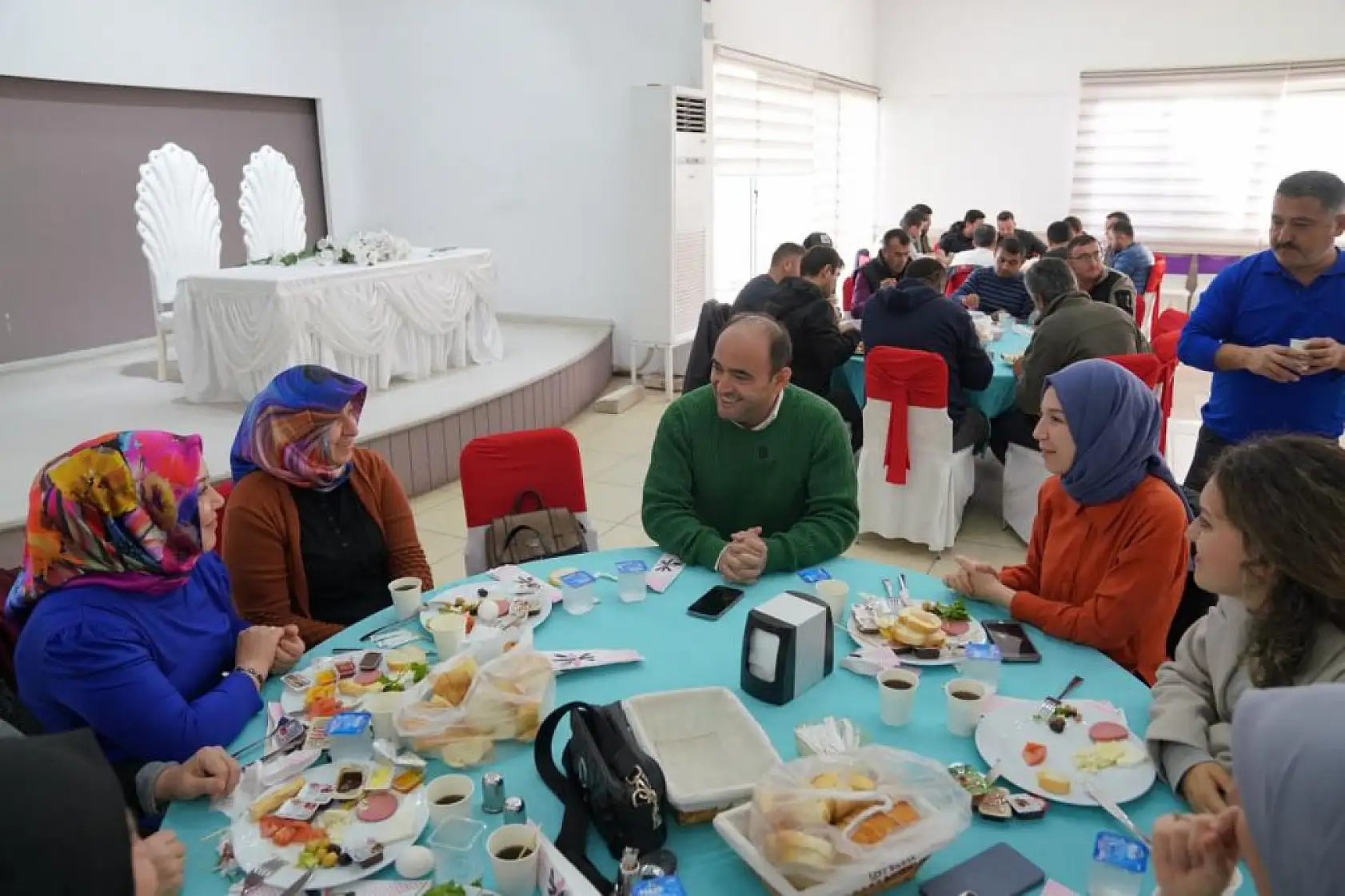 Başkan Akdenizli: Biz Bir Aileyiz