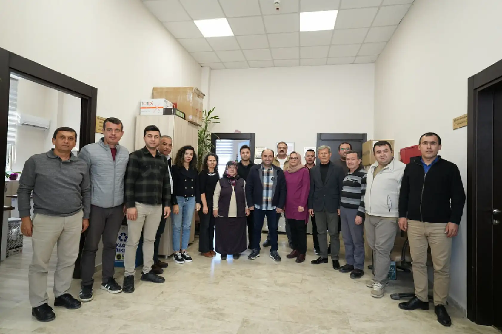 Başkan Akdenizli, Belediye Personelinin Yeni Yılını Kutladı