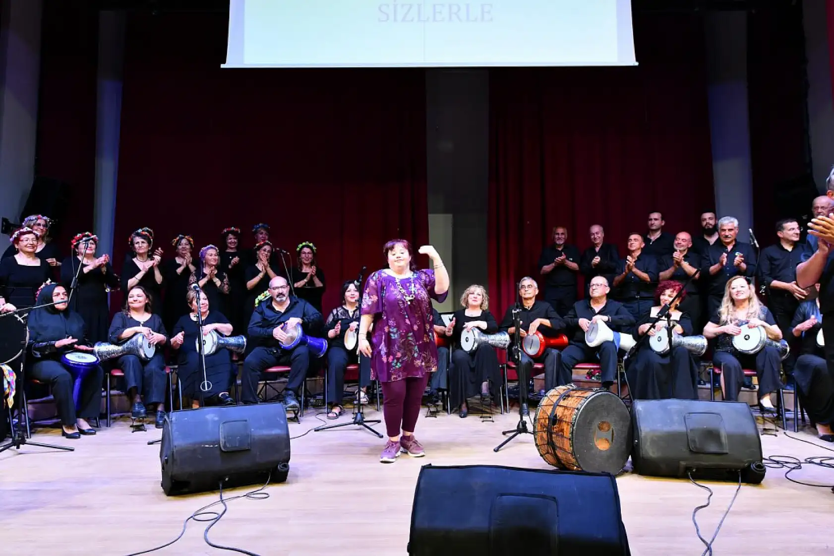 ÇYDD ritim grubu gösterisi beğeni topladı