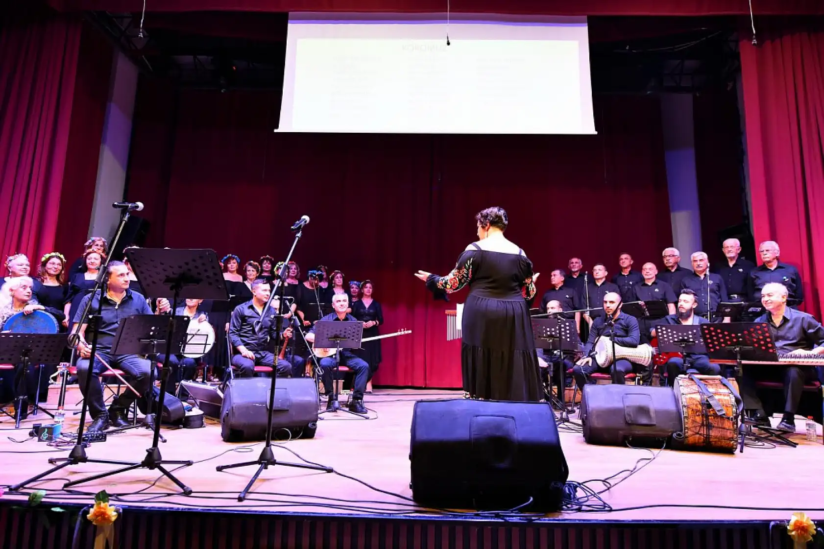 ÇYDD ritim grubu gösterisi beğeni topladı