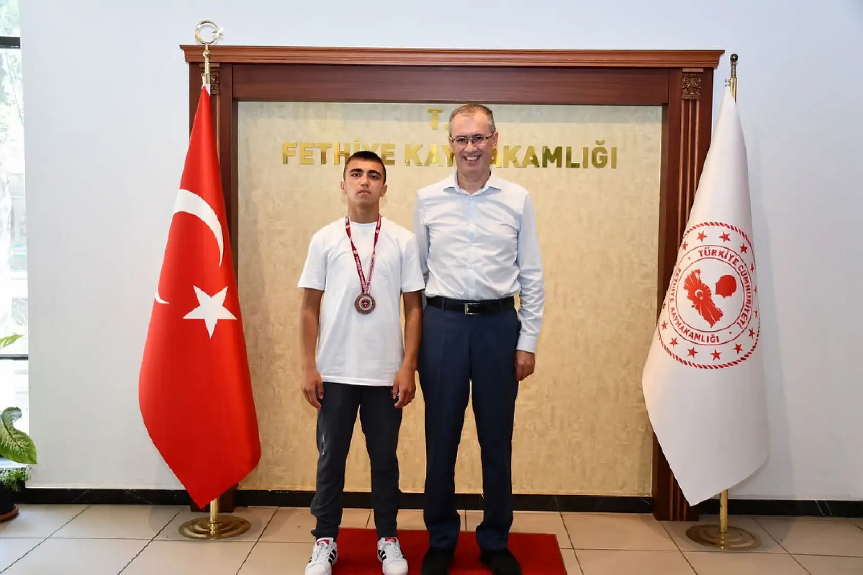 Fethiye Güreş Spor Kulübü'nden Kaymakam Ertaş'a ziyaret