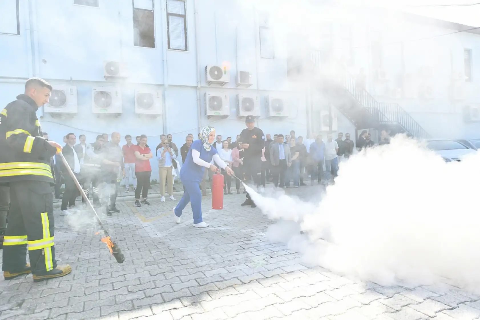 Fethiye Belediyesi Personeline Yangın Tatbikatı ve Eğitim