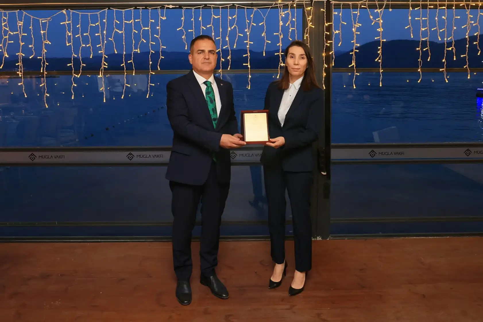 Vali Akbıyık'tan Kaymakamlara veda yemeği