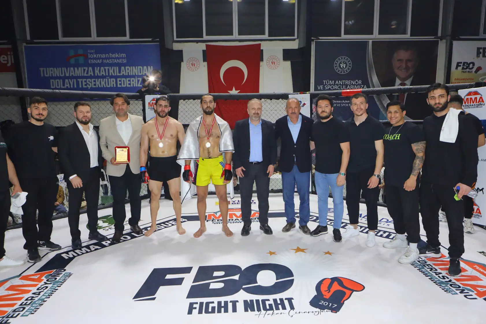 Saatcı: MMA pro lig 4 Dövüşlerinde Dereceye Giren Sporculara Madalyalarını Verdi