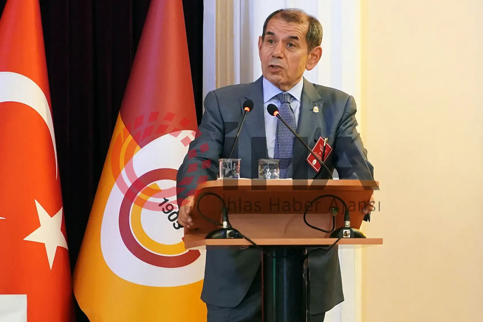 Dursun Özbek: 'Zerre samimi olduklarını düşünmüyorum'