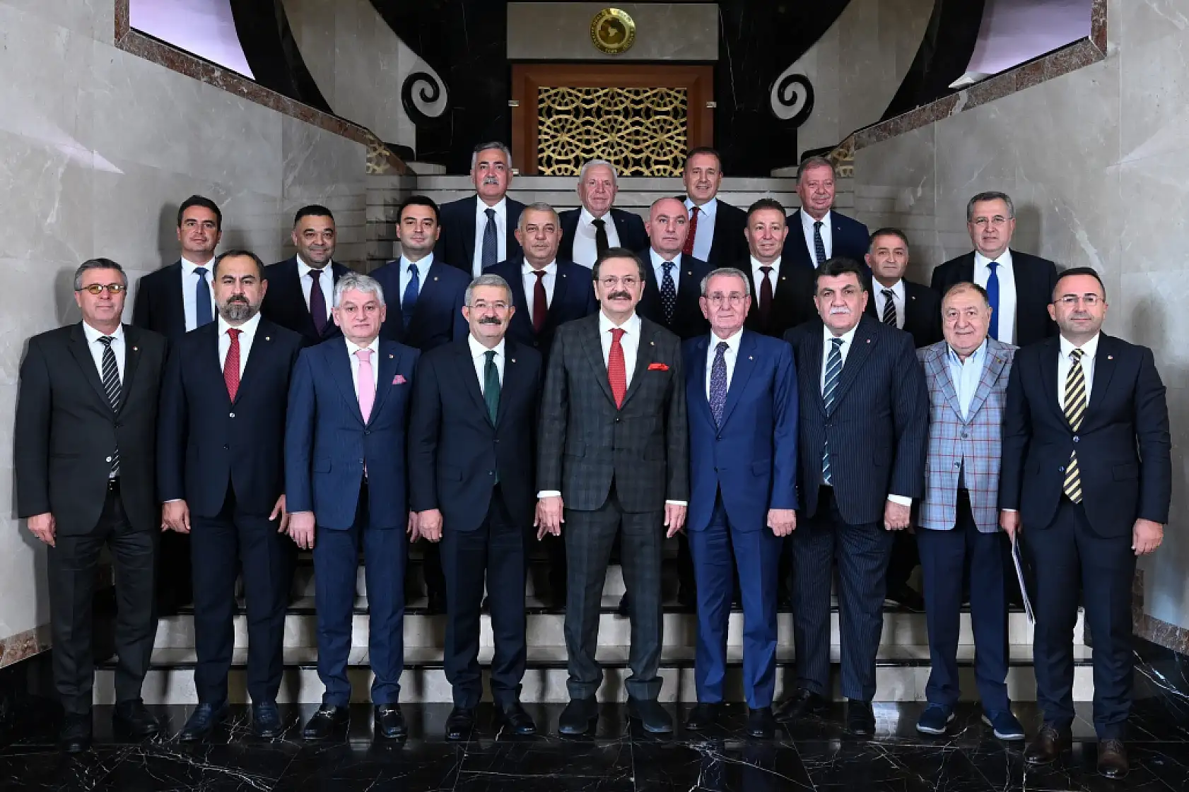 Başkan Çıralı, TOBB Ticaret ve Sanayi Odaları Konseyi toplantısında sorunları dile getirdi