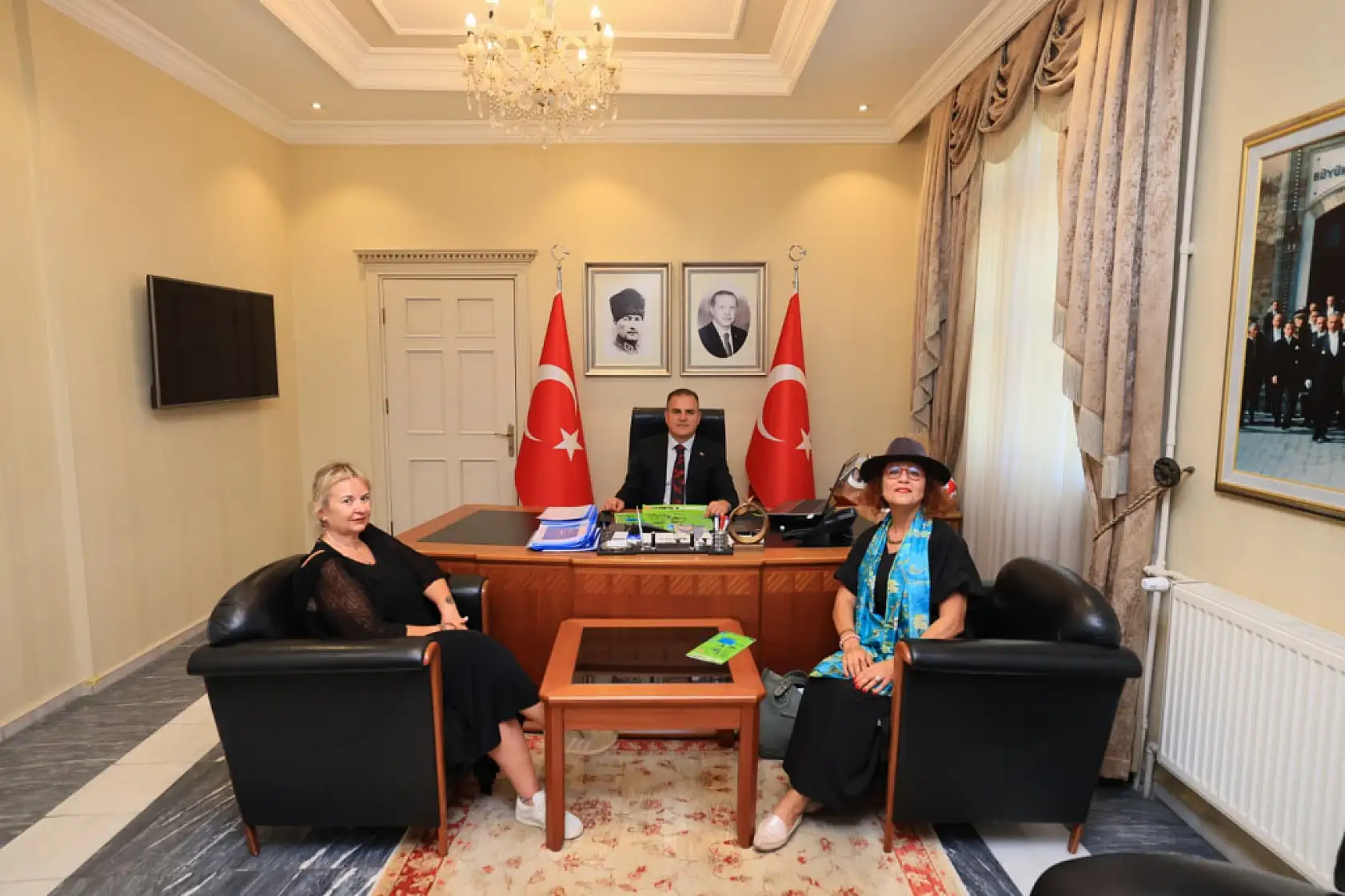 Uluslararası Fethiye Film Festivali öncesi Vali Akbıyık'a davet ziyareti