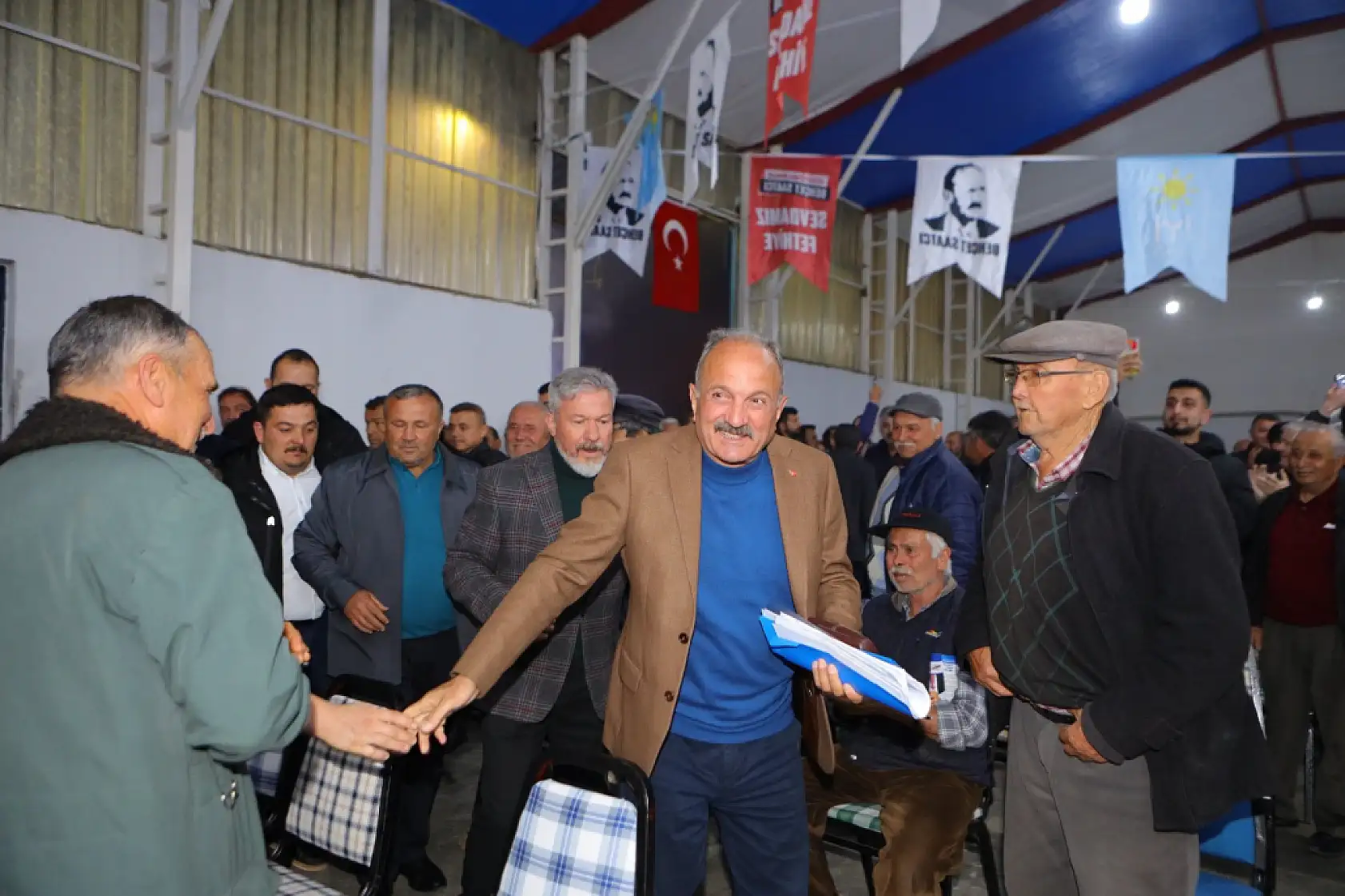 Saatcı 'Vatandaşa ve Personele Baskı Ters Teper'