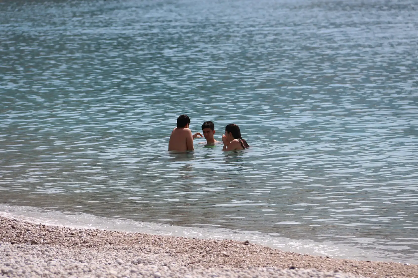 Oy Kullanan Ölüdeniz Plajı'na Akın Etti