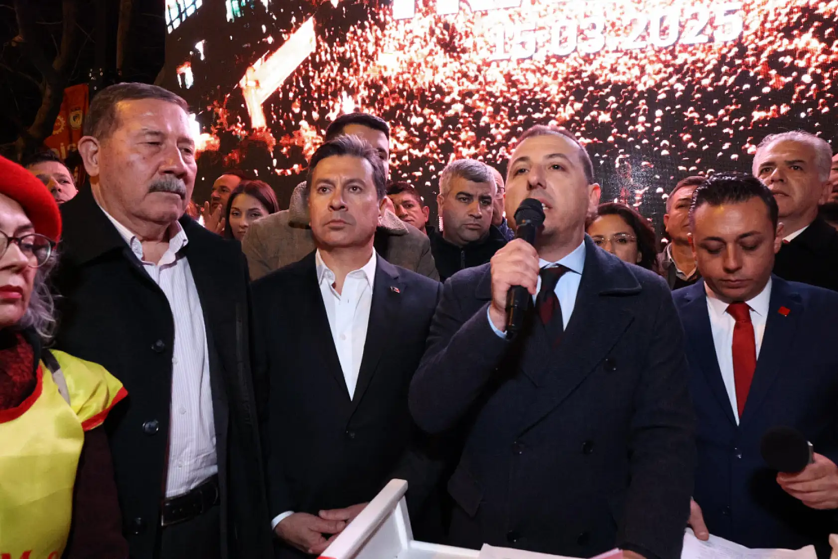 CHP Muğla İl Başkanı'ndan demokrasi nöbeti çağrısı