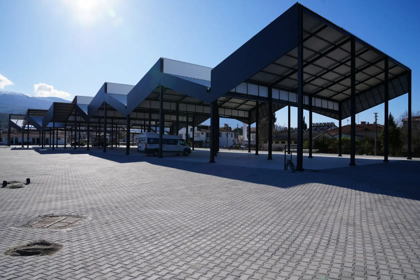 Seydikemer'de pazar esnafı rahat edecek