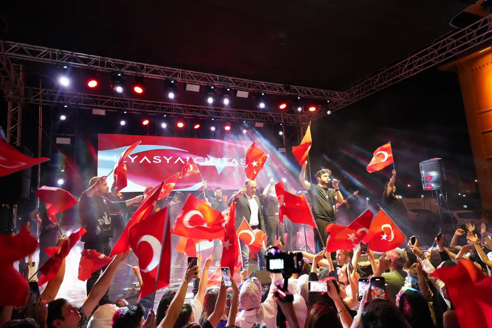 Seydikemer'de 19 Mayıs Büyük Coşkuyla Kutlandı