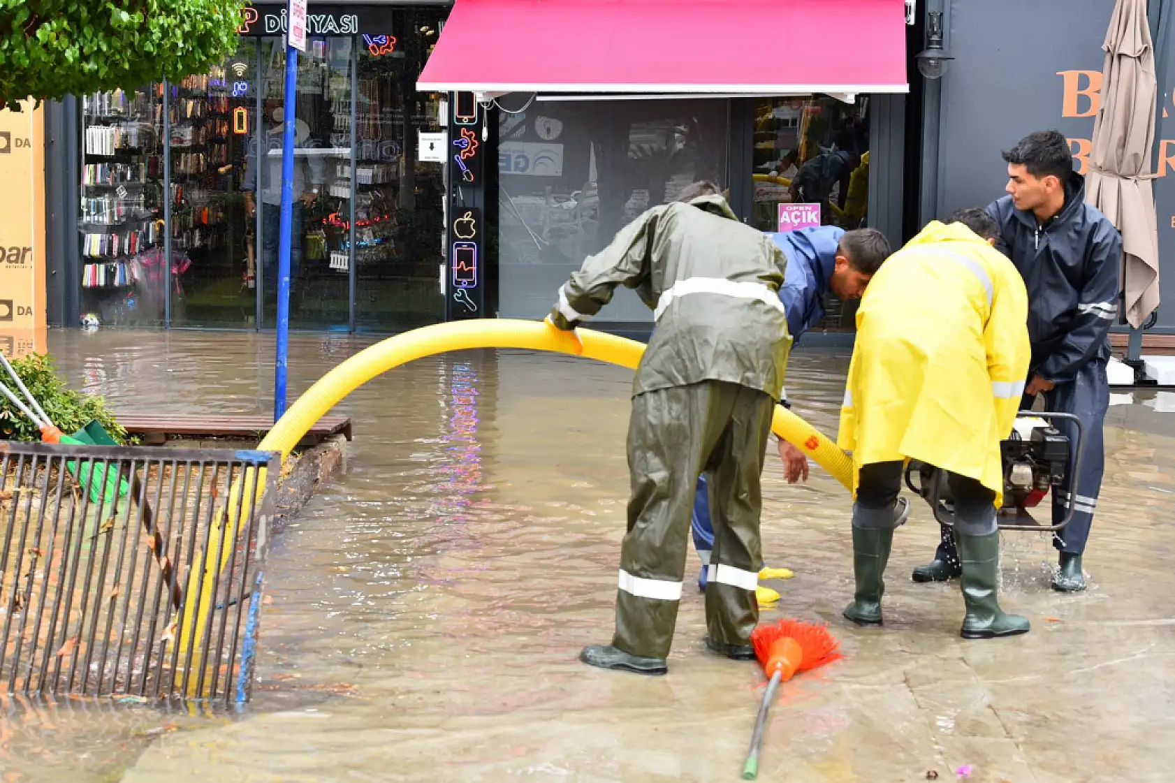 Fethiye'de Yağış Rekoru, Metrekareye 146,4 Kilogram Yağış Kaydedildi