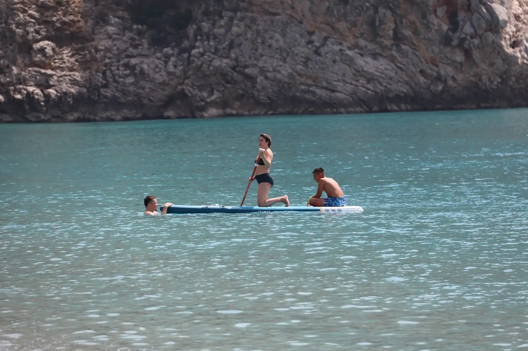 Oy Kullanan Ölüdeniz Plajı'na Akın Etti