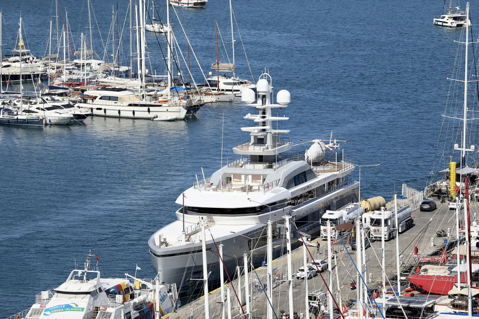 Lüks yat 'CloudBreak' Fethiye'de