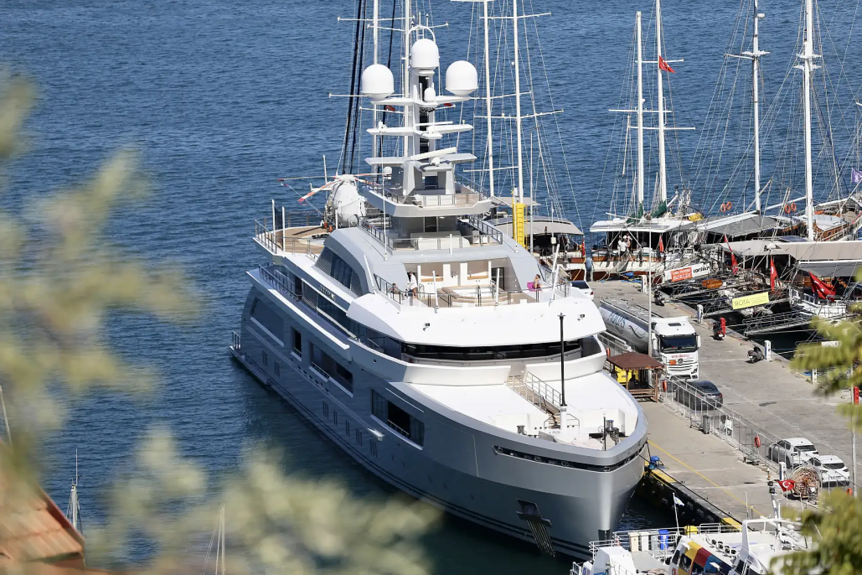 Lüks yat 'CloudBreak' Fethiye'de