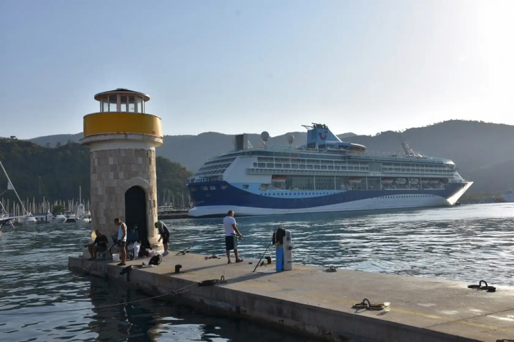 Marella Discovery, 'Ana limanı' Marmaris'e 1801 yolcusuyla geldi