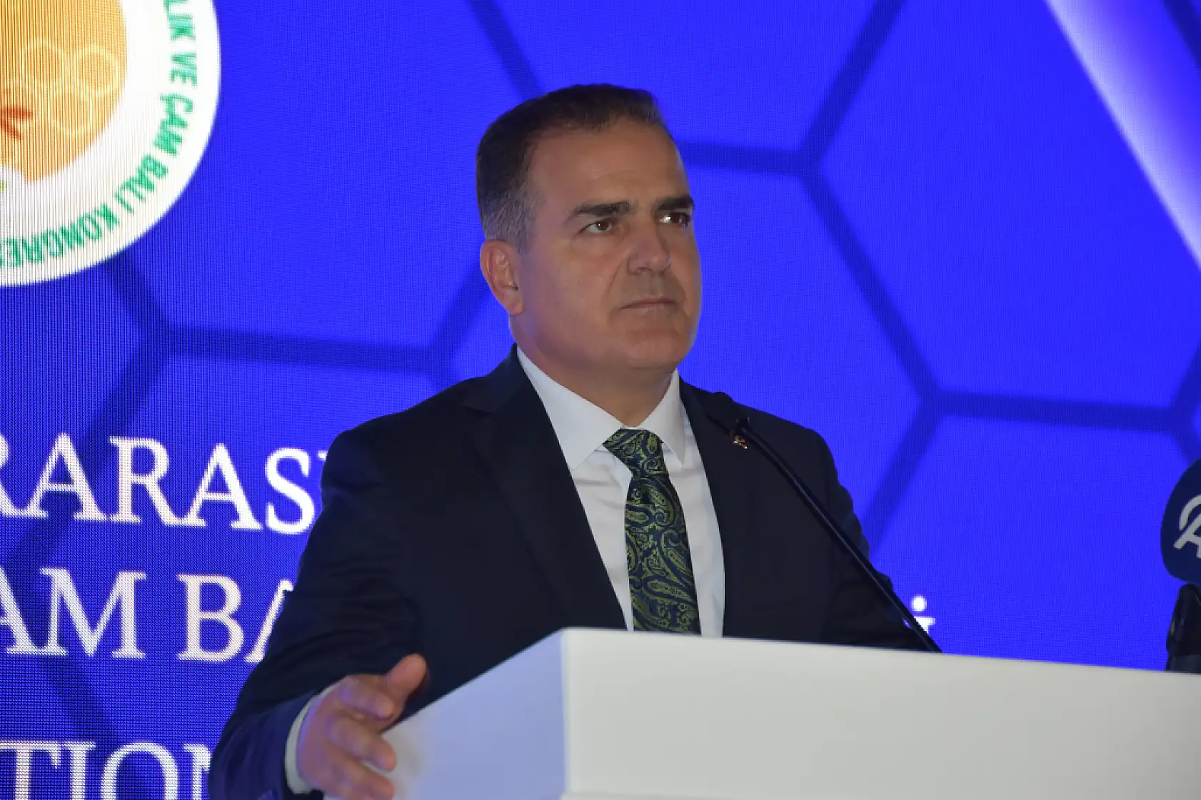 Uluslararası Muğla Arıcılık ve Çam Balı Kongresi başladı