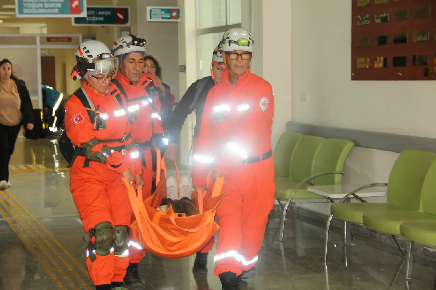 Datça Devlet Hastanesinde deprem tatbikatı yapıldı