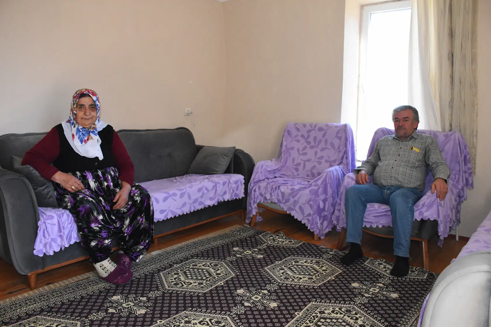 'Saman ev'in bacası 10 yıldır tütüyor