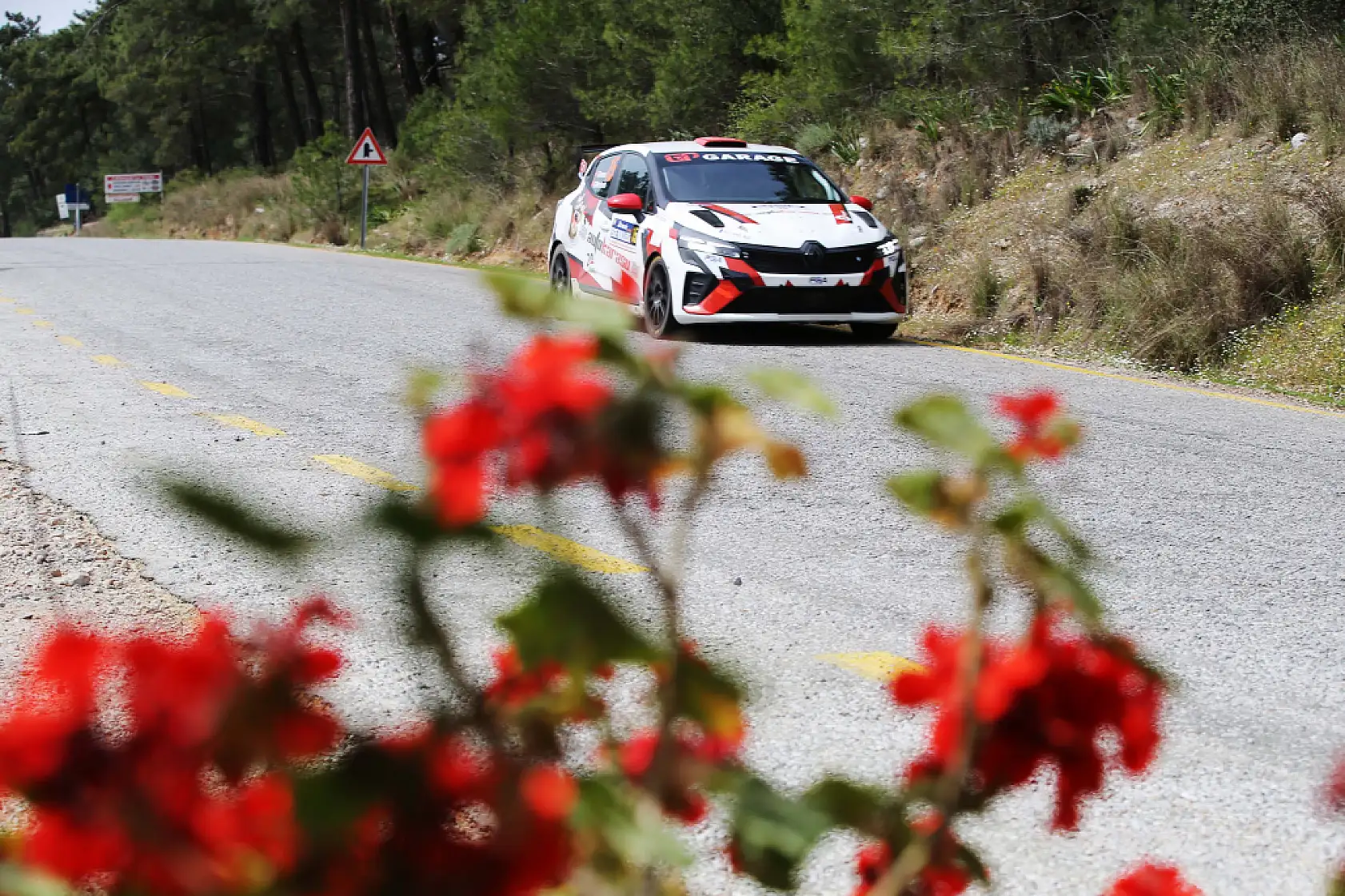 Muğla'da 2025 Türkiye Ralli Şampiyonası nefesleri kesti