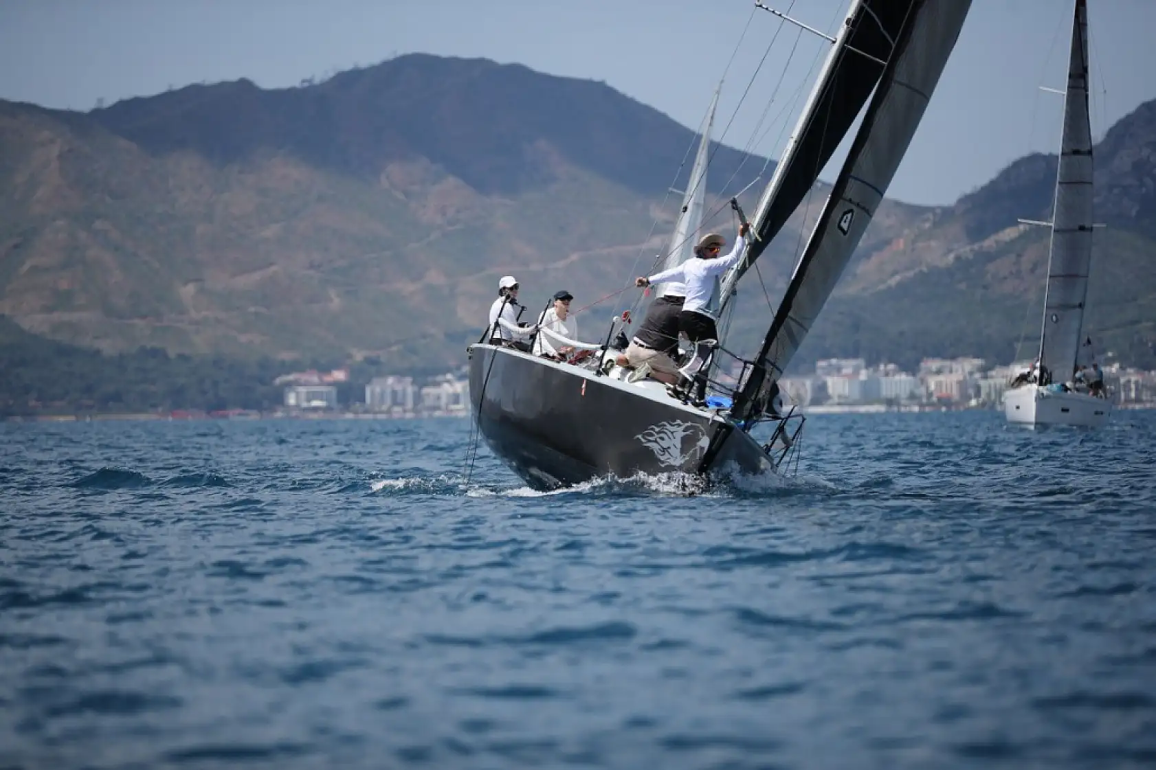 2. Uluslararası Akdeniz Yat Şampiyonası Marmaris'te devam ediyor