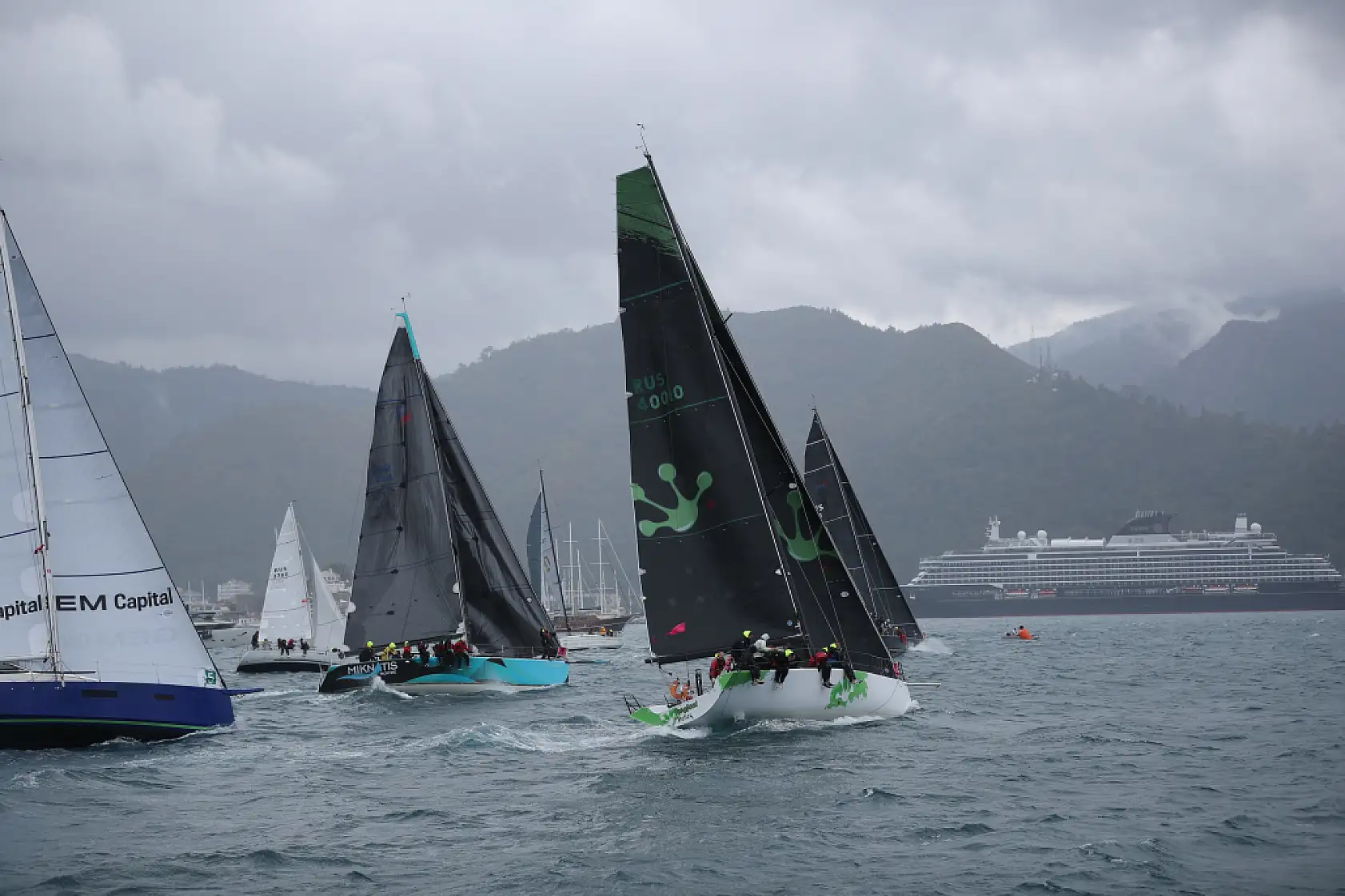 2. Uluslararası Akdeniz Yat Şampiyonası devam ediyor