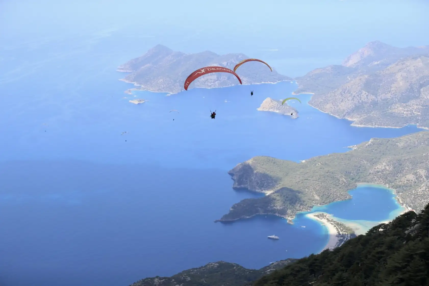 Fethiye'deki Babadağ, yamaç paraşütü tutkunlarını ağırlıyor
