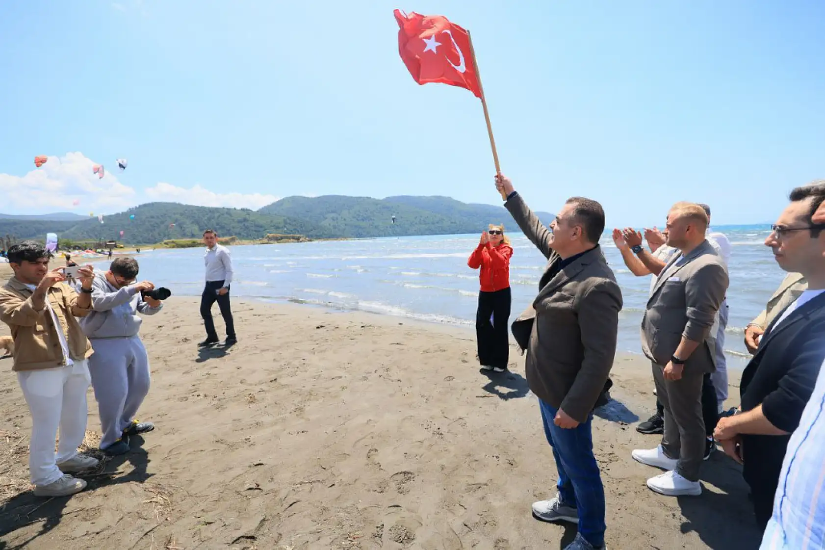 Muğla, Akyaka'da rüzgar sörfü şenliği yapıldı