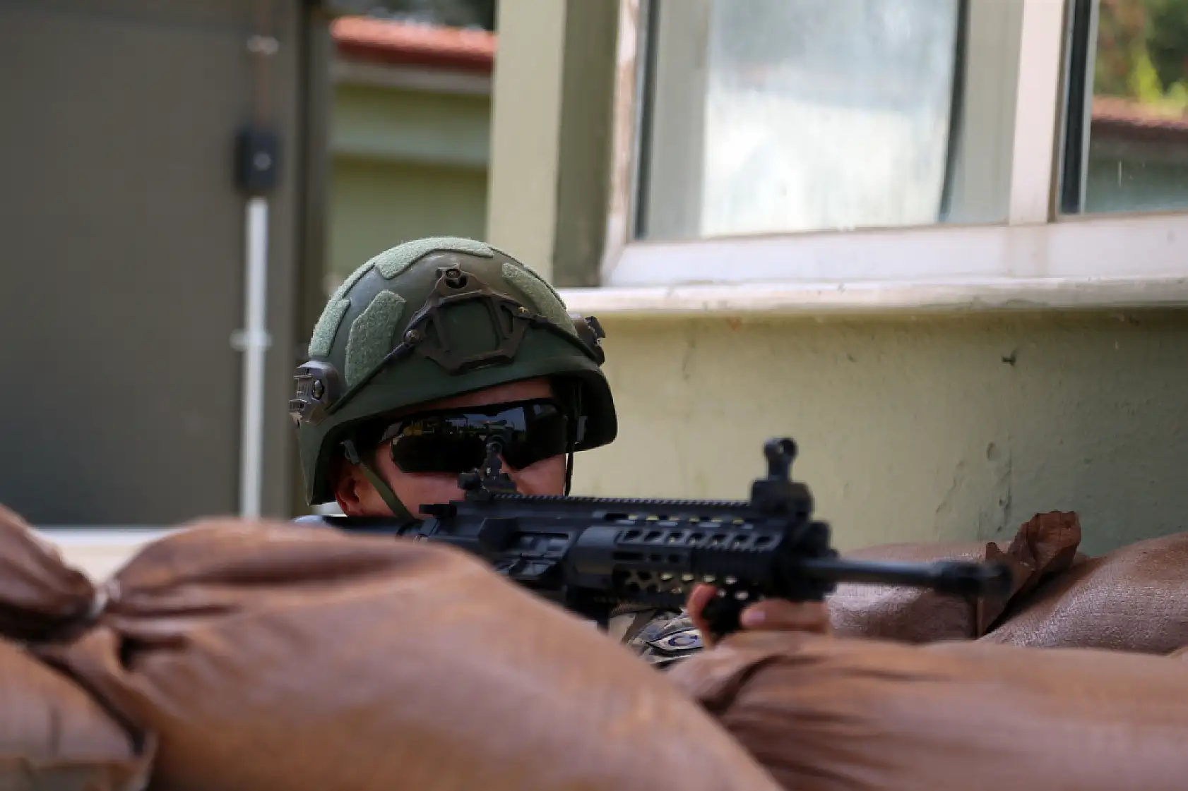 Gök vatanın 'demir kartalları' bayramda nöbette