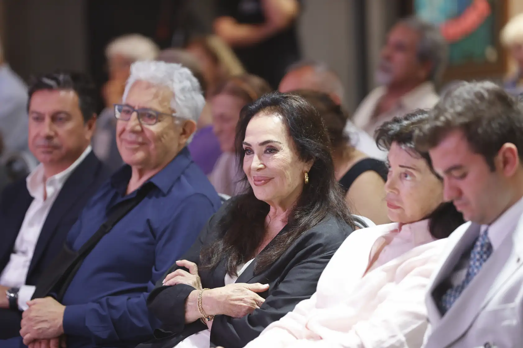 Türkan Şoray, kendisine duyulan sevgiyi 'sinema büyüsü' sözleriyle açıkladı