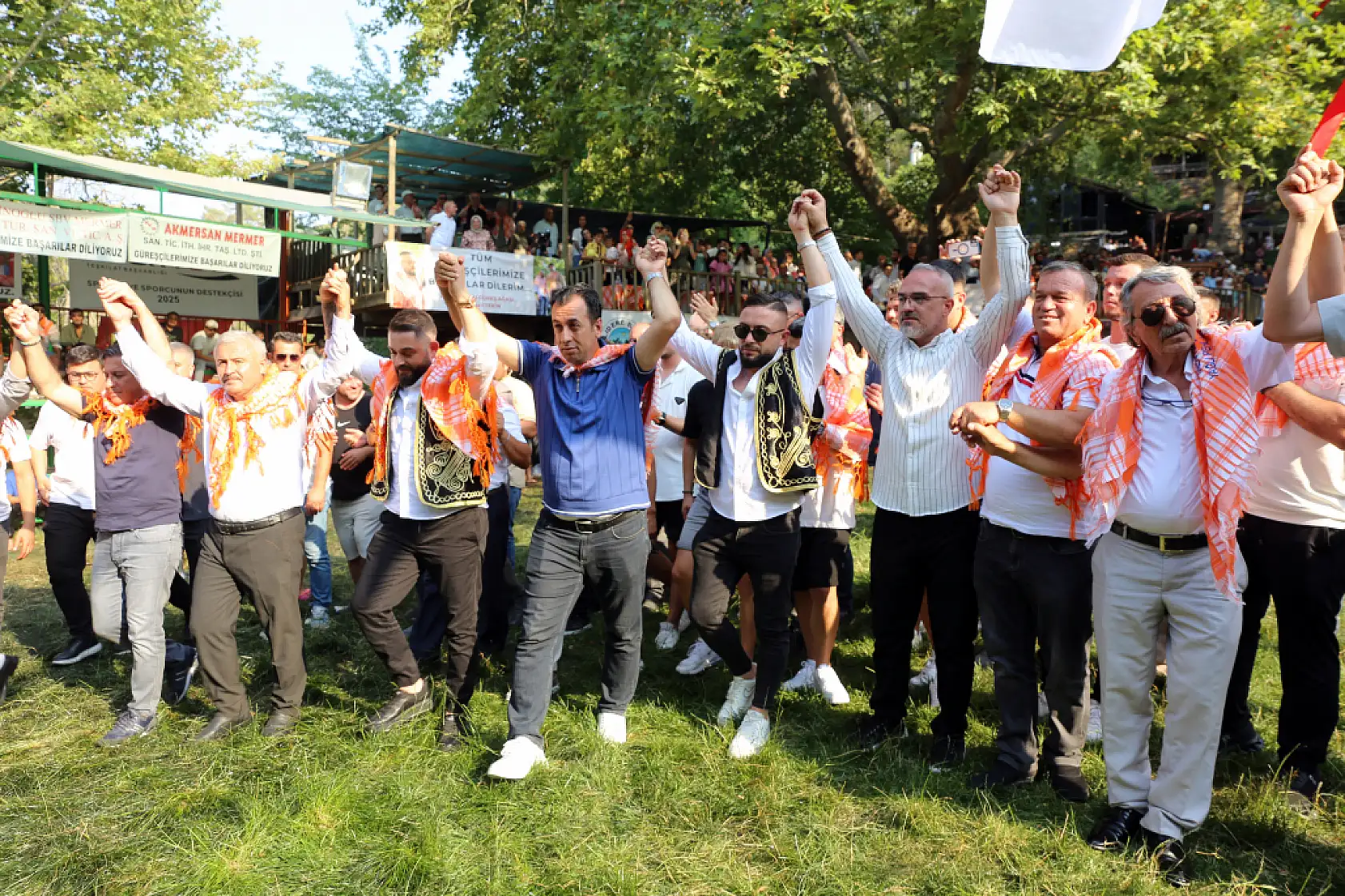 Menteşe Beşpınar Yağlı Güreşleri'nde başpehlivanlığı Cengizhan Şimşek kazandı