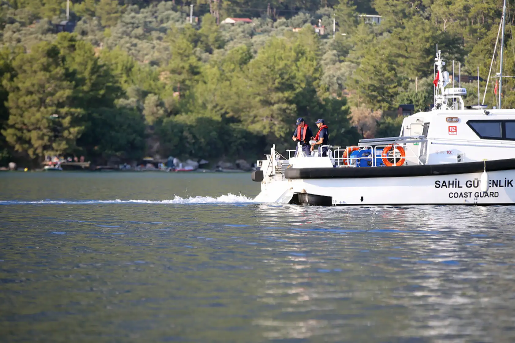 Muğla'da denizde kaybolan kişiyi arama çalışmaları sürüyor