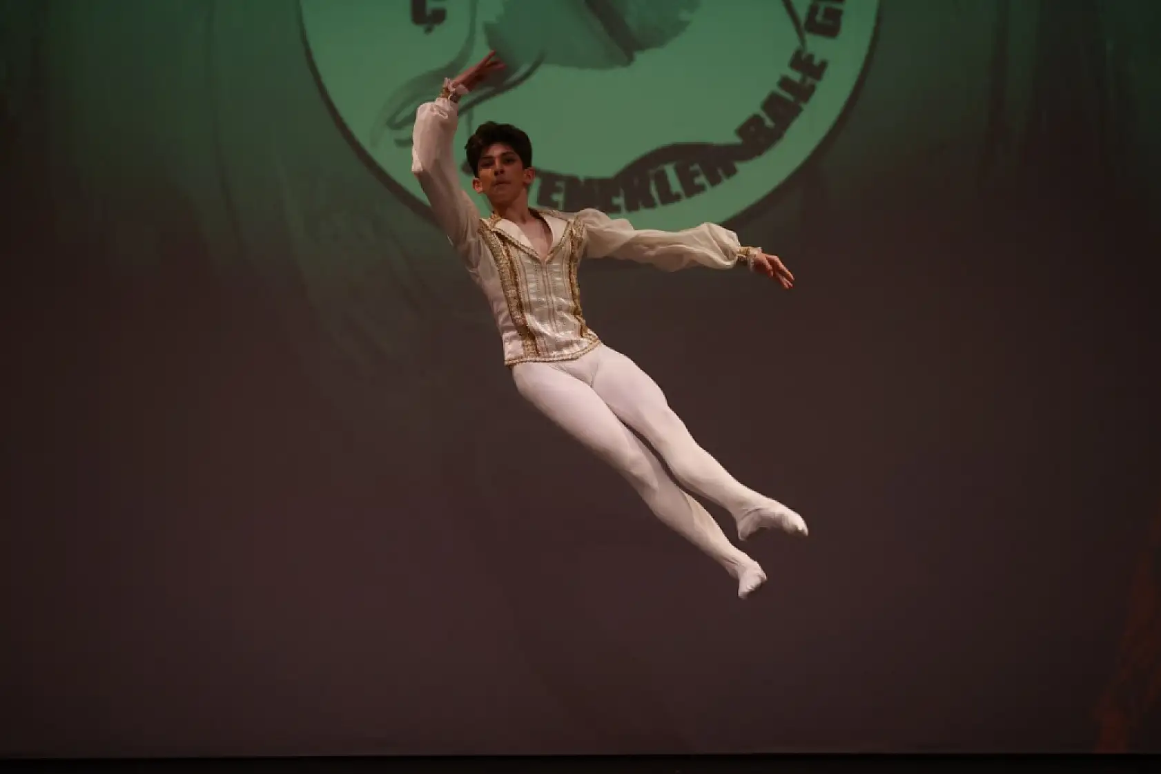 Bodrum'da 'Genç Yetenekler Bale Gecesi' düzenlendi