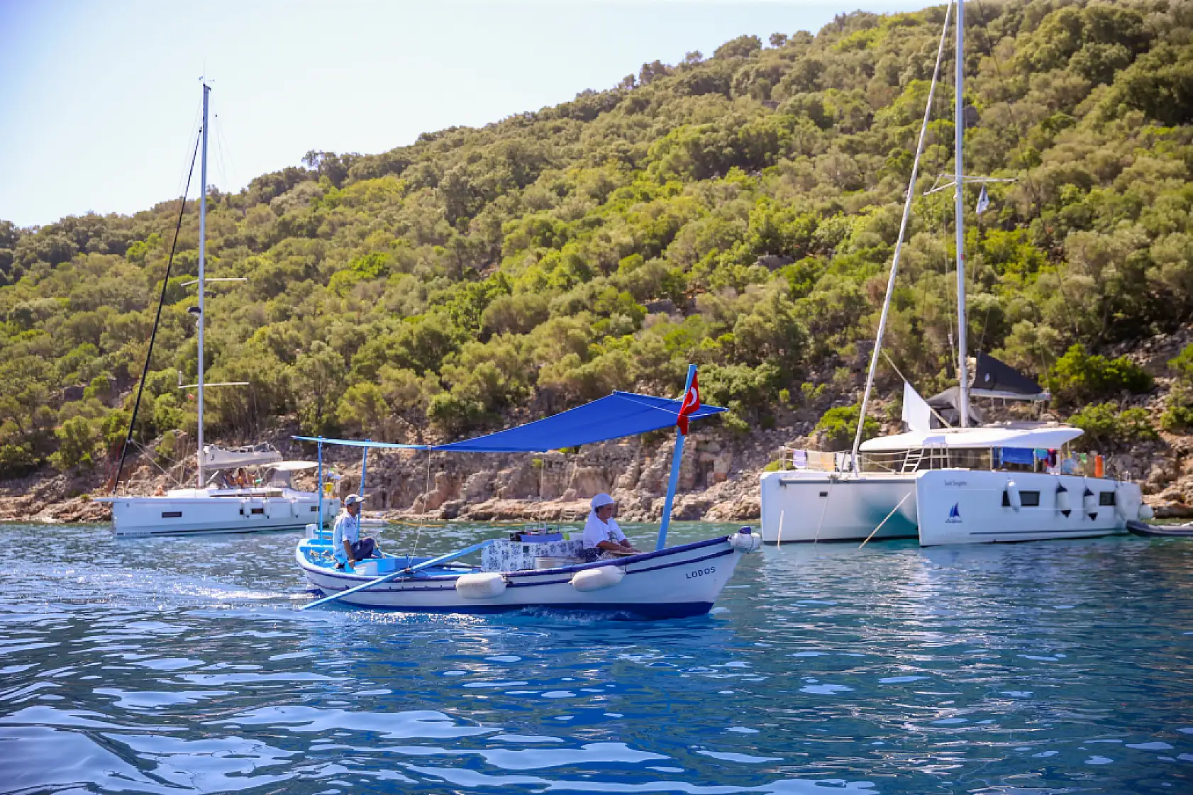 Fethiyeli çiftin kayığında pişen gözlemeler lüks yatlardaki tatilcilerden talep görüyor