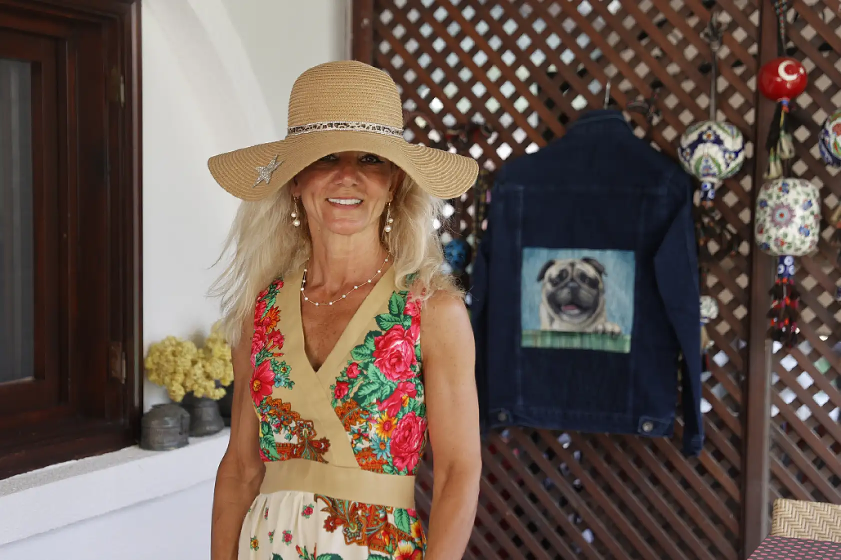 Kadınlara ilham olmak için plaj çantaları tasarlıyor