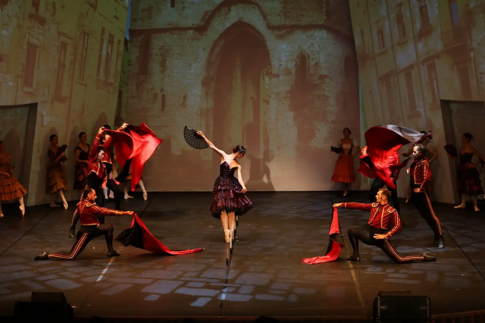 22. Uluslararası Bodrum Bale Festivali, 'Don Kişot' balesiyle devam etti