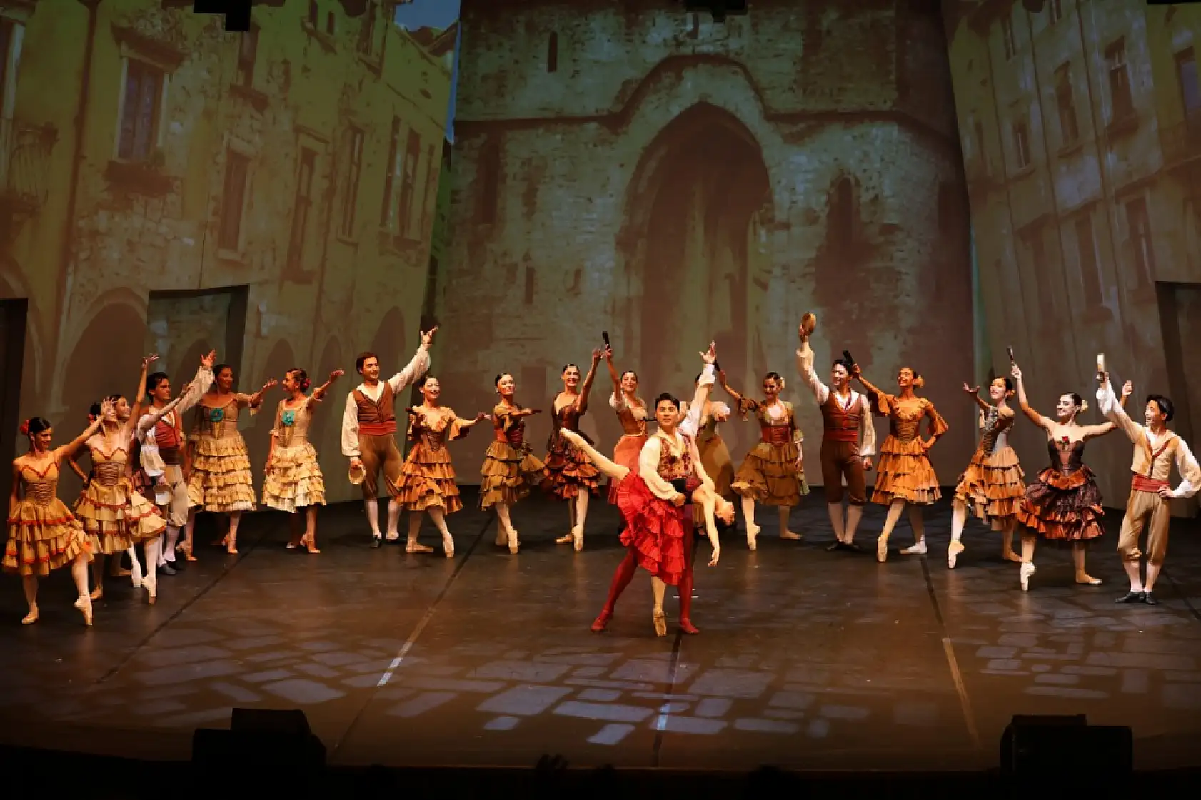 22. Uluslararası Bodrum Bale Festivali, 'Don Kişot' balesiyle devam etti