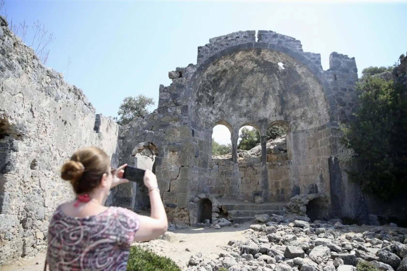 Fethiye'de tarihi Gemiler Adası, mavi tur yapanların uğrak noktası oldu