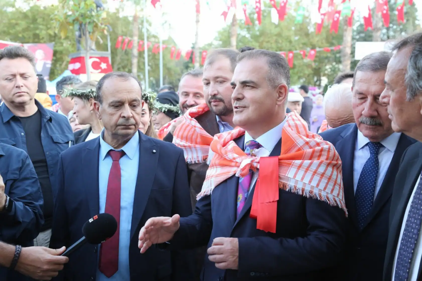 Muğla'da '11. Uluslararası Milas Zeytin Hasat Şenliği' sona erdi