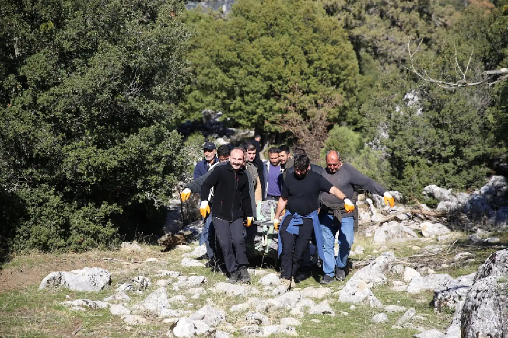 Muğla'da keçi çobanının bulduğu insan figürlü mezar steli korumaya alındı