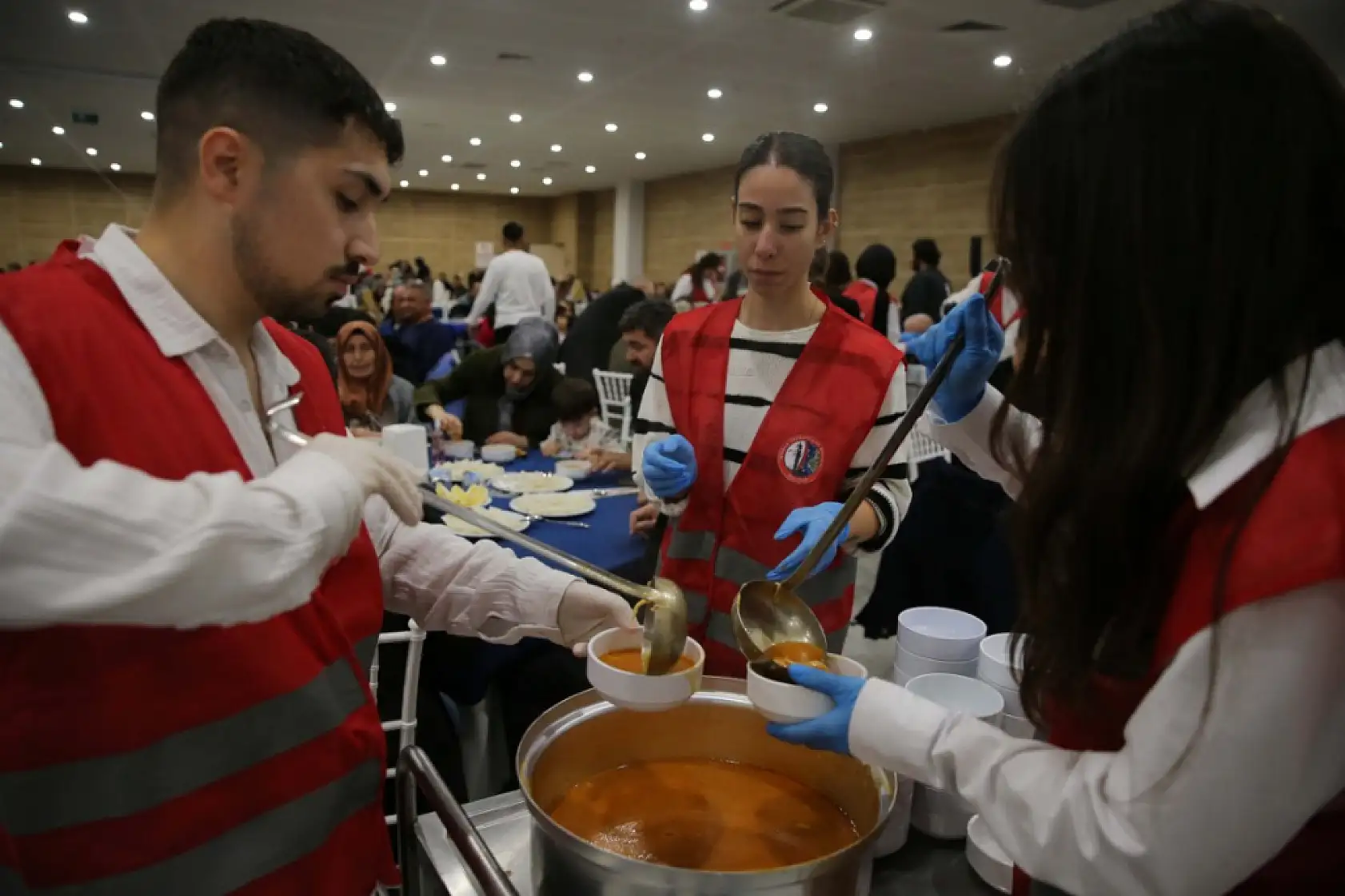 Muğla'da yaşayan Yozgatlılar arabaşı şöleninde buluştu